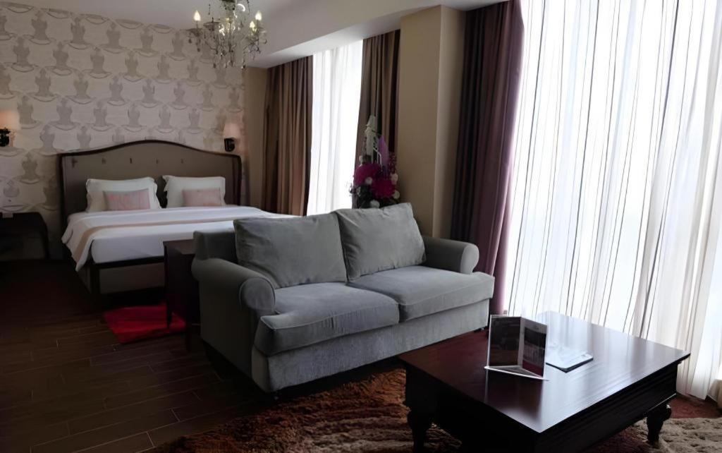 The Belagri Hotel And Convention Sorong Eksteriør bilde