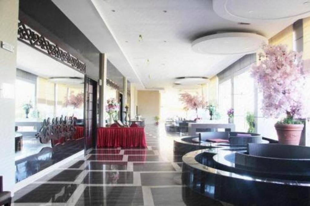 The Belagri Hotel And Convention Sorong Eksteriør bilde